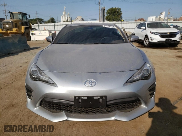 2017 Toyota 86 with VIN JF1ZNAA13H8702290, listed as a Copart auction lot 71258464 with 15,696 mi miles and Salvage Title. Bid and sale history available at carsss.com. Image 5.