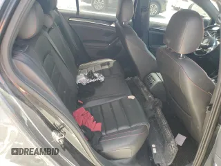 2016 Volkswagen GTI SE с VIN 3VW4T7AU8GM001761, выставлен на аукционе Copart как лот 60293775 с пробегом 121 774 миль миль и Списание • Salvage title. История ставок и продаж доступна на DreamBid. Изображение 10.