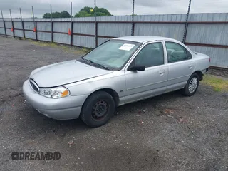 2000 Ford Contour SE Fleet с VIN 1FAFP6630YK140498, выставлен на аукционе IAAI как лот 42201222 с пробегом 264 655 миль миль и . История ставок и продаж доступна на DreamBid. Изображение 2.
