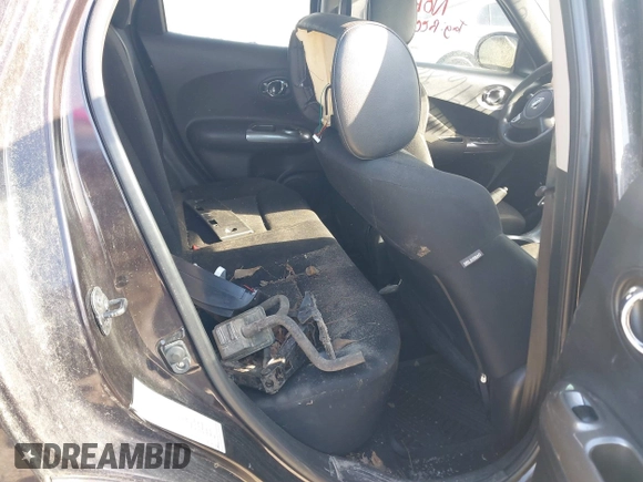 2014 Nissan Juke S with VIN JN8AF5MRXET359309, listed as a IAAI auction lot 41746867 with 1 mi miles. Bid and sale history available at carsss.com. Image 8.