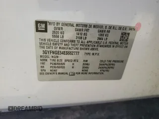 2014 Cadillac SRX Premium Collection z VIN 3GYFNGE34ES662777, wystawiony jako Copart lot #56559285 z przebiegiem 131 136 mil mil oraz Szkoda całkowita • Salvage title. Historia ofert i sprzedaży dostępna na DreamBid. Obrazek 13.
