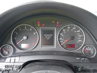2007 Audi A4 z VIN WAUEH78E57A062129, wystawiony jako IAAI lot #42426196 z przebiegiem 165 157 mil mil oraz . Historia ofert i sprzedaży dostępna na DreamBid. Obrazek 7.