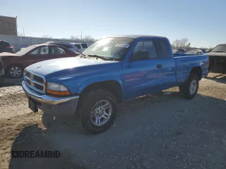 2001 Dodge Dakota SLT with VIN 1B7GG22X01S283618, listed as a Copart auction lot 42608555 with 142,307 mi miles and Salvage Title. Bid and sale history available at carsss.com. Image 1.