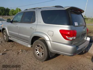 2007 Toyota Sequoia SR5 with VIN 5TDZT34A17S288122, listed as a IAAI auction lot 41939510 with 275,347 mi miles. Bid and sale history available at carsss.com. Image 3.