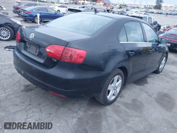 2013 Volkswagen Jetta TDI w/Premium/Nav with VIN 3VWLL7AJ4DM248448, listed as a IAAI auction lot 41749189 with 85,933 mi miles and . Bid and sale history available at DreamBid. Image 4.