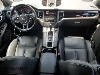 2017 Porsche Macan with VIN WP1AA2A59HLB80515, listed as a Copart auction lot 59696085 with 70,282 mi miles and Salvage title. Bid and sale history available at DreamBid. Image 8.