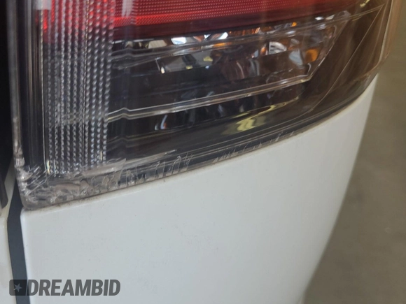 2018 Toyota RAV4 LE with VIN JTMBFREV0JJ183685, listed as a IAAI auction lot 42774230 with 81,554 mi miles and . Bid and sale history available at DreamBid. Image 17.