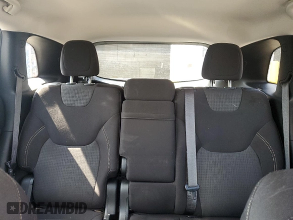 2017 Jeep Cherokee Latitude z VIN 1C4PJMCS8HW589873, wystawiony jako Copart lot #65951275 z przebiegiem 90 864 mil mil oraz Szkoda całkowita • Salvage title. Historia ofert i sprzedaży dostępna na DreamBid. Obrazek 10.