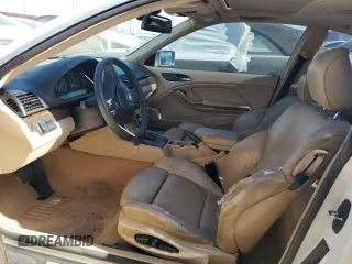2004 BMW 3 Series 325Ci z VIN WBABV13464JT22816, wystawiony jako Copart lot #88293155 z przebiegiem Nie podano mil oraz Szkoda całkowita • Salvage title. Historia ofert i sprzedaży dostępna na DreamBid. Obrazek 7.