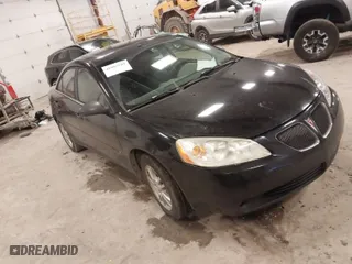 2006 Pontiac G6 6-Cyl with VIN 1G2ZG558664259127, listed as a IAAI auction lot 41987539 with 180,171 mi miles. Bid and sale history available at carsss.com. Image 1.