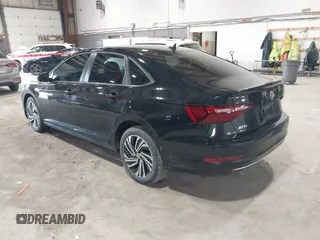 2021 Volkswagen Jetta SEL with VIN 3VWE57BU0MM093120, listed as a IAAI auction lot 42028835 with 39,986 mi miles and . Bid and sale history available at DreamBid. Image 3.