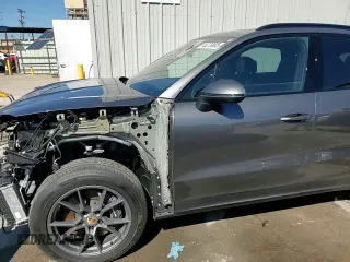 2024 Porsche Cayenne z VIN WP1AA2AY0RDA11814, wystawiony jako Copart lot #45279905 z przebiegiem 4 497 mil mil oraz Szkoda całkowita • Salvage title. Historia ofert i sprzedaży dostępna na DreamBid. Obrazek 15.