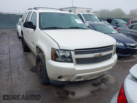 2008 Chevrolet Tahoe 3LT with VIN 1GNFC13008R226072, listed as a IAAI auction lot 42158023 with 276,281 mi miles and . Bid and sale history available at DreamBid. Image 6.