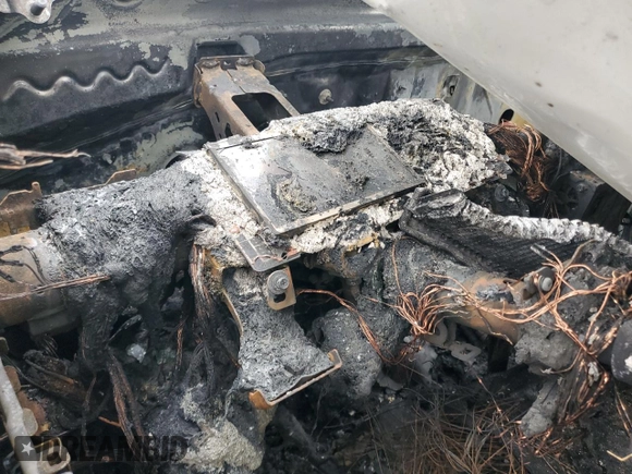 2024 Honda HR-V EX-L z VIN 3CZRZ1H79RM702360, wystawiony jako Copart lot #53691335 z przebiegiem Nie podano mil oraz Nie do naprawy • Non repairable. Historia ofert i sprzedaży dostępna na DreamBid. Obrazek 9.