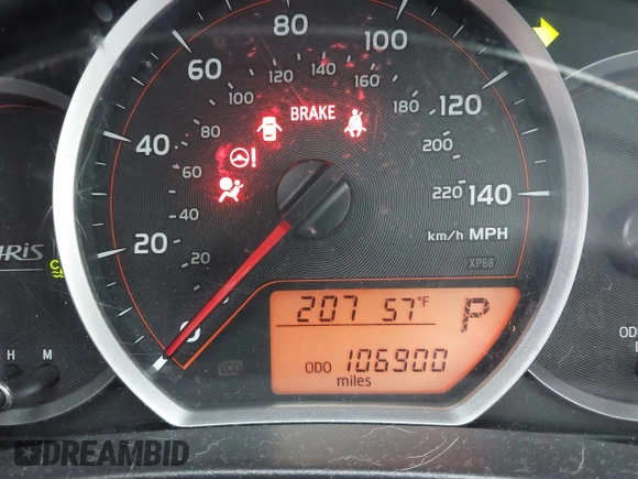 2013 Toyota Yaris L with VIN JTDJTUD3XDD572098, listed as a IAAI auction lot 41903113 with 106,900 mi miles. Bid and sale history available at carsss.com. Image 15.