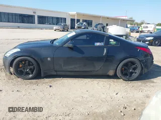 2008 Nissan 350Z with VIN JN1BZ34D88M700594, listed as a IAAI auction lot 41789850 with 183,556 mi miles. Bid and sale history available at carsss.com. Image 14.