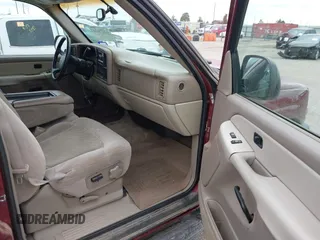 2001 Chevrolet Tahoe LS with VIN 1GNEK13T81J242596, listed as a IAAI auction lot 42177221 with 172,971 mi miles. Bid and sale history available at carsss.com. Image 5.