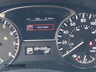2015 Nissan Pathfinder SV z VIN 5N1AR2MM4FC706409, wystawiony jako IAAI lot #41875922 z przebiegiem 264 330 mil mil oraz . Historia ofert i sprzedaży dostępna na DreamBid. Obrazek 15.