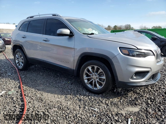 2020 Jeep Cherokee Latitude Plus with VIN 1C4PJLLB0LD614764, listed as a Copart auction lot 45201255 with 88,295 mi miles and Salvage Title. Bid and sale history available at carsss.com. Image 4.