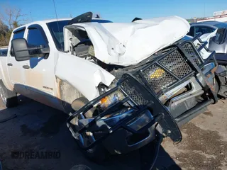2013 Chevrolet Silverado 2500HD LT with VIN 1GC1CXCG6DF199703, listed as a IAAI auction lot 41287141 with 1 mi miles. Bid and sale history available at carsss.com. Image 1.