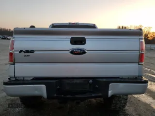 2009 Ford F-150 STX with VIN 1FTRX12879KB52256, listed as a Copart auction lot 44255075 with 211,613 mi miles and Salvage Title. Bid and sale history available at carsss.com. Image 6.