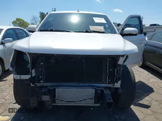 2019 Ford Expedition Max XLT с VIN 1FMJK1HT8KEA16094, выставлен на аукционе IAAI как лот 41984049 с пробегом 104 554 миль миль и . История ставок и продаж доступна на DreamBid. Изображение 6.