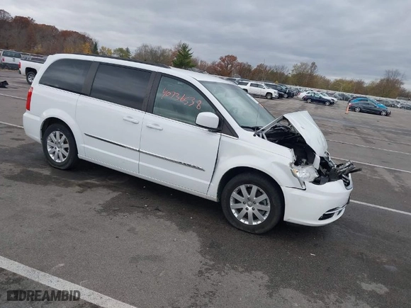 2015 Chrysler Town & Country Touring with VIN 2C4RC1BGXFR739258, listed as a IAAI auction lot 40736538 with NaN miles. Bid and sale history available at carsss.com. Image 1.