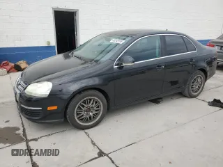 2008 Volkswagen Jetta SE z VIN 3VWRM71K38M155216, wystawiony jako Copart lot #63348165 z przebiegiem 143 231 mil mil oraz Czysty tytuł • Clean title. Historia ofert i sprzedaży dostępna na DreamBid. Obrazek 1.