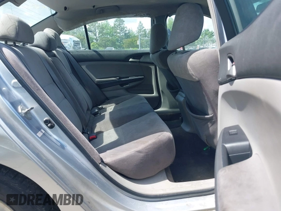 2008 Honda Accord LX z VIN 1HGCP26328A081564, wystawiony jako IAAI lot #42069357 z przebiegiem 294 606 mil mil oraz . Historia ofert i sprzedaży dostępna na DreamBid. Obrazek 8.