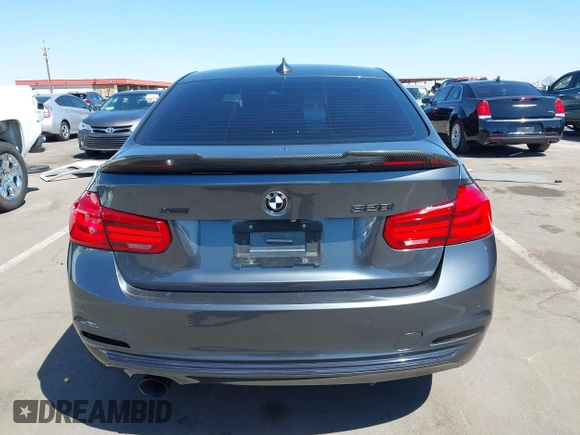 2016 BMW 3 Series 328i xDrive z VIN WBA8E3G53GNU05321, wystawiony jako IAAI lot #42036074 z przebiegiem 79 319 mil mil oraz . Historia ofert i sprzedaży dostępna na DreamBid. Obrazek 16.
