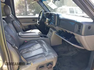 2002 Chevrolet Suburban LT with VIN 3GNFK16T02G349421, listed as a IAAI auction lot 42846814 with Not provided miles and . Bid and sale history available at DreamBid. Image 5.