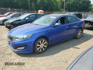 2013 Kia Optima SX z VIN 5XXGR4A68DG090873, wystawiony jako Copart lot #60827825 z przebiegiem Nie podano mil oraz Szkoda całkowita • Salvage title. Historia ofert i sprzedaży dostępna na DreamBid. Obrazek 1.