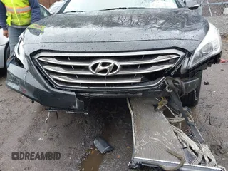 2017 Hyundai Sonata Sport with VIN 5NPE34AF1HH480121, listed as a IAAI auction lot 41823070 with 81,569 mi miles. Bid and sale history available at carsss.com. Image 6.
