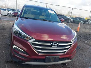 2017 Hyundai Tucson Value with VIN KM8J33A25HU530459, listed as a IAAI auction lot 40889753 with 62,223 mi miles. Bid and sale history available at carsss.com. Image 12.