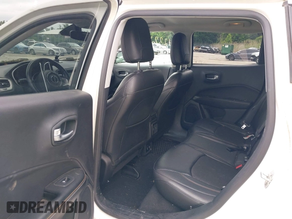 2018 Jeep Compass Altitude с VIN 3C4NJDBB3JT307885, выставлен на аукционе IAAI как лот 42372222 с пробегом 77 522 миль миль и . История ставок и продаж доступна на DreamBid. Изображение 8.