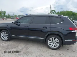 2021 Volkswagen Atlas SEL with VIN 1V2BR2CA9MC576221, listed as a IAAI auction lot 42176520 with 67,272 mi miles and . Bid and sale history available at DreamBid. Image 14.