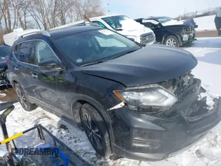 2020 Nissan Rogue S with VIN 5N1AT2MV7LC715708, listed as a IAAI auction lot 41602517 with 56,991 mi miles. Bid and sale history available at carsss.com. Image 1.