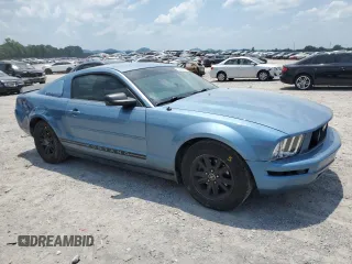 2007 Ford Mustang Deluxe with VIN 1ZVFT80N575339522, listed as a Copart auction lot 62088905 with 204,172 mi miles and Clean title. Bid and sale history available at DreamBid. Image 4.