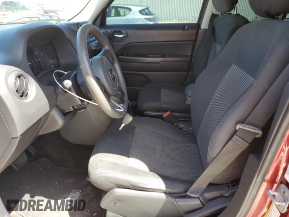 2013 Jeep Patriot Sport with VIN 1C4NJPBA7DD245801, listed as a Copart auction lot 48513354 with 170,972 mi miles and Clean Title. Bid and sale history available at carsss.com. Image 7.