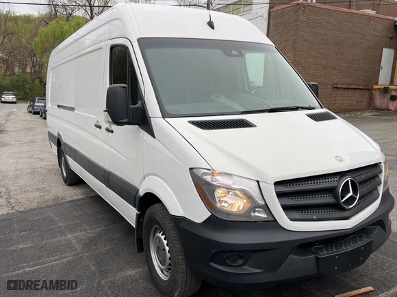 2015 Mercedes-Benz Sprinter Cargo Vans EXT with VIN WD3PE8DC1F5970500, listed as a Copart auction lot 51856245 with NaN miles and Clean Title. Bid and sale history available at carsss.com. Image 1.
