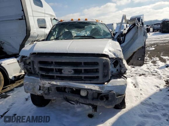 2001 Ford F-350 XL with VIN 1FTSF31L91EB39274, listed as a Copart auction lot 82764964 with 81,117 mi miles and Salvage Title. Bid and sale history available at DreamBid. Image 5.