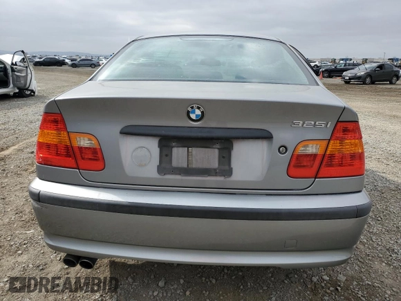 2004 BMW 3 Series 325i with VIN WBAAZ33414KP89681, listed as a Copart auction lot 43840195 with 200,212 mi miles and Salvage Title. Bid and sale history available at carsss.com. Image 6.