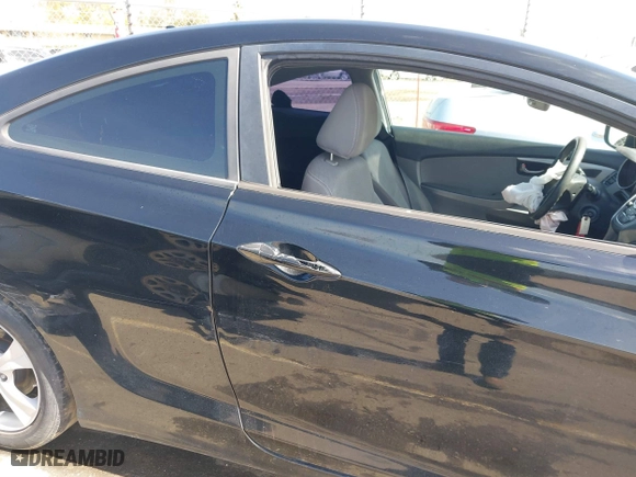 2013 Hyundai Elantra Coupe GS with VIN KMHDH6AE4DU023377, listed as a IAAI auction lot 41847471 with 134,772 mi miles. Bid and sale history available at carsss.com. Image 20.