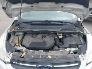 2013 Ford Escape SE with VIN 1FMCU9G98DUD55700, listed as a IAAI auction lot 42035531 with 189,010 mi miles. Bid and sale history available at carsss.com. Image 10.