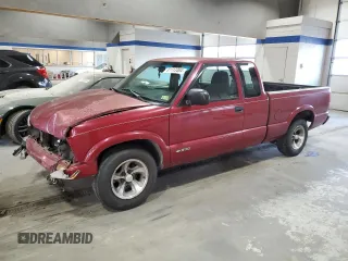 1999 Chevrolet S-10 LS with VIN 1GCCS19X9XK105017, listed as a Copart auction lot 81113464 with 210,892 mi miles and Clean Title. Bid and sale history available at carsss.com. Image 1.