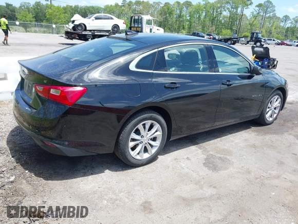 2024 Chevrolet Malibu LT with VIN 1G1ZD5ST5RF132996, listed as a IAAI auction lot 42169868 with 30,999 mi miles and . Bid and sale history available at DreamBid. Image 4.