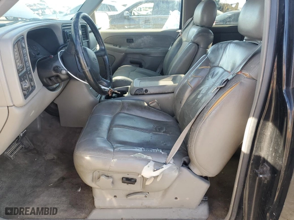 2000 Chevrolet Silverado 1500 LT with VIN 1GCEK19T3YE128282, listed as a Copart auction lot 44359805 with 153,728 mi miles and Salvage Title. Bid and sale history available at carsss.com. Image 7.