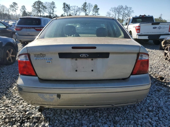 2007 Ford Focus S z VIN 1FAFP34N17W121355, wystawiony jako Copart lot #43308405 z przebiegiem Nie podano mil oraz Nie do naprawy • Non repairable. Historia ofert i sprzedaży dostępna na DreamBid. Obrazek 6.