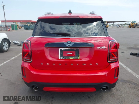 2023 MINI Countryman Cooper S z VIN WMZ53BR02P3R00984, wystawiony jako IAAI lot #42744505 z przebiegiem 27 432 mil mil oraz . Historia ofert i sprzedaży dostępna na DreamBid. Obrazek 17.