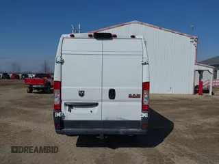 2018 Ram ProMaster Cargo with VIN 3C6URVJG0JE153588, listed as a IAAI auction lot 41726532 with 86,305 mi miles. Bid and sale history available at carsss.com. Image 16.